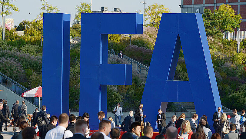 Knapp vier Monate vor der Eröffnung der IFA ist die Elektronik-Messe bereits ausgebucht. Foto: Rainer Jensen/Archiv Knapp vier Monate vor der Eröffnung der IFA ist die Elektronik-Messe bereits ausgebucht. Foto: Rainer Jensen/Archiv