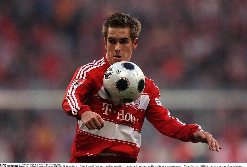 "Er wird gegen Gladbach spielen": Jürgen Klinsmann über Nationalverteidiger Philipp Lahm, der seine Fußverletzung auskuriert hat.