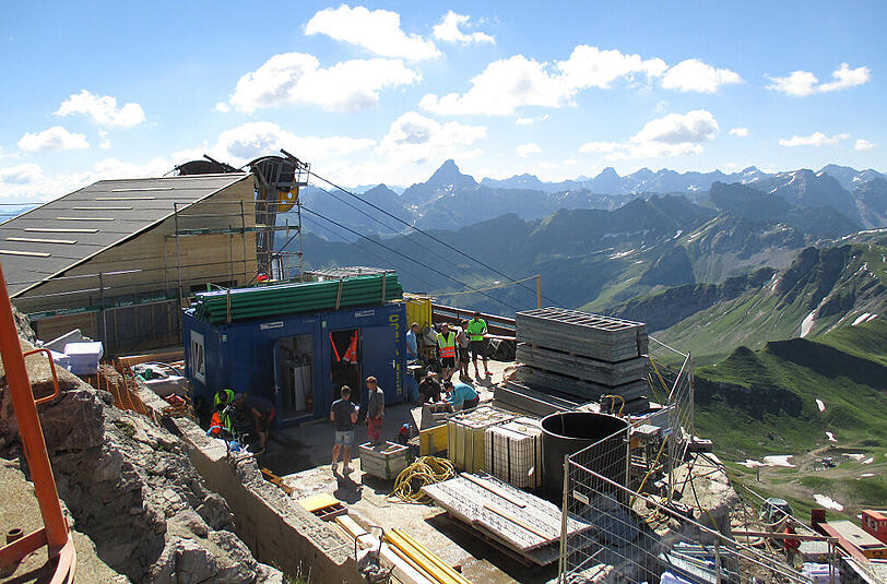 Die Baustelle an der Bergstation des Nebelhorns bei Oberstdorf.