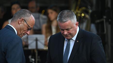 Bundeskanzler und Ministerpr&auml;sident erinnern an die Flutnacht.