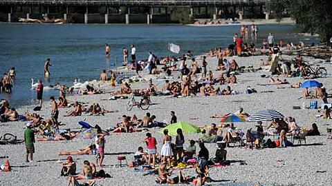 Auf der Isarinsel wird am Wochenende gefeiert.