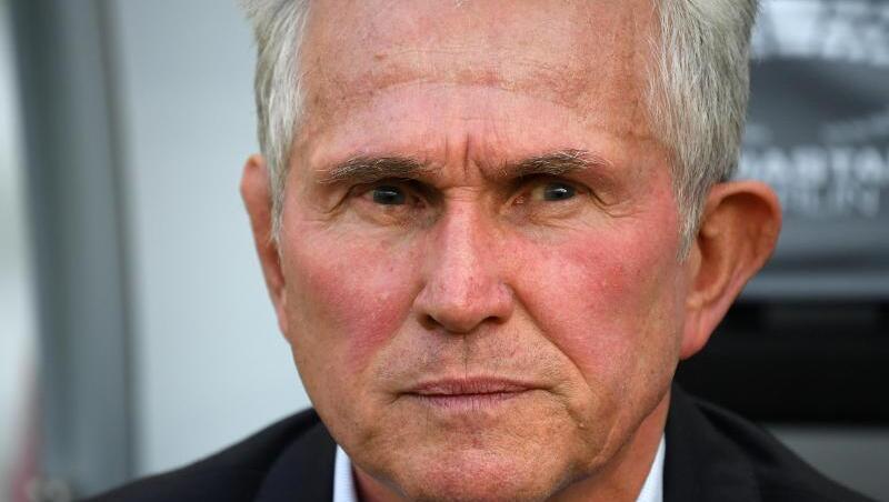 Damaliger Trainer Jupp Heynckes von Bayern München. Foto: Peter Kneffel/dpa/Archivbild Damaliger Trainer Jupp Heynckes von Bayern München. Foto: Peter Kneffel/dpa/Archivbild