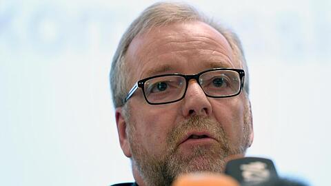Nach kritischen Äußerungen über die rechtspopulistische AfD wird der Oldenburger Polizeipräsident Johann Kühme mit dem Tod bedroht.
