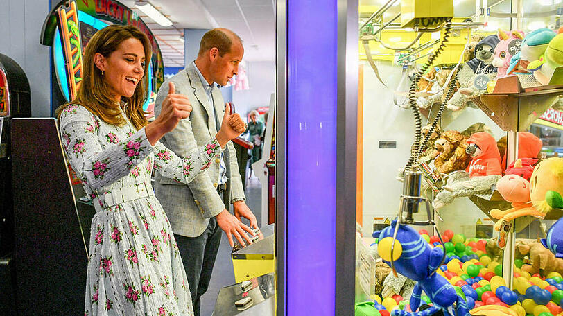 William und Kate im Spielparadies auf Barry Island.