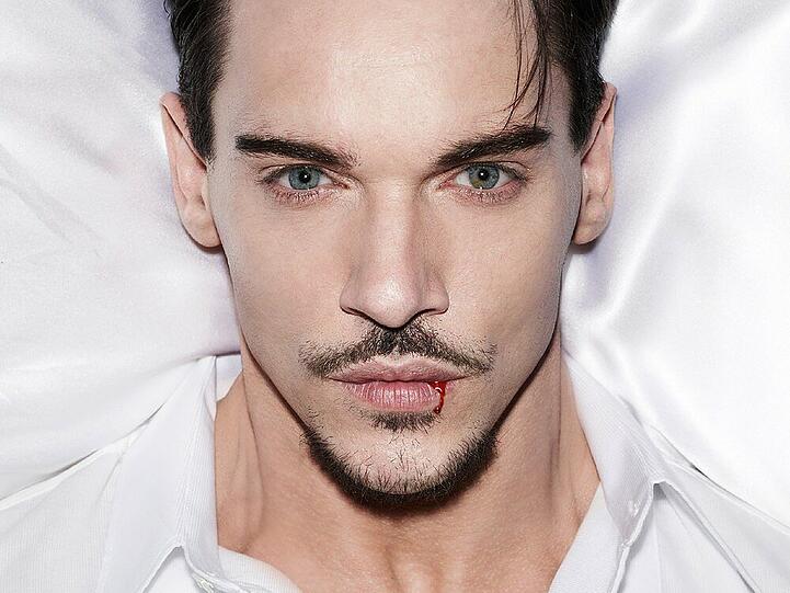 Jonathan Rhys Meyers ist Dracula