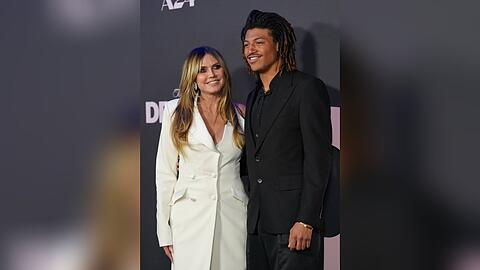 Heidi Klum und Sohn Henry Samuel bei der Premiere von "Das Drama" in New York.