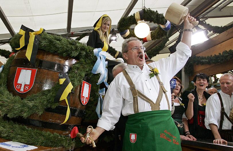 20082: Wieder auf der Rekordspur. Ude nach der im März souverän gewonnen OB-Wahl (seine letzte) in gewohnter Selbstsicherheit.