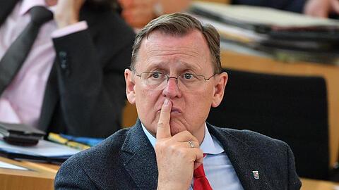Ministerpräsident Bodo Ramelow ist mit der deutschen Nationalhymne nicht wirklich glücklich.