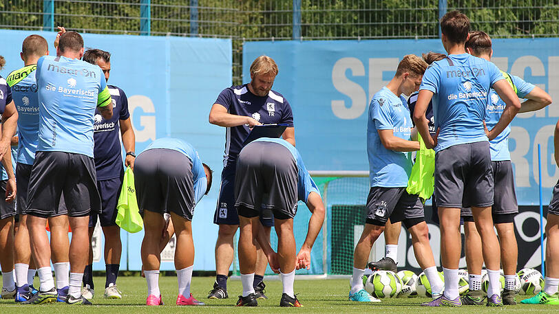 Weitere Bilder von der Einheit - am Samstag müssen die Löwen im Testspiel gegen den SV Heimstetten ran.