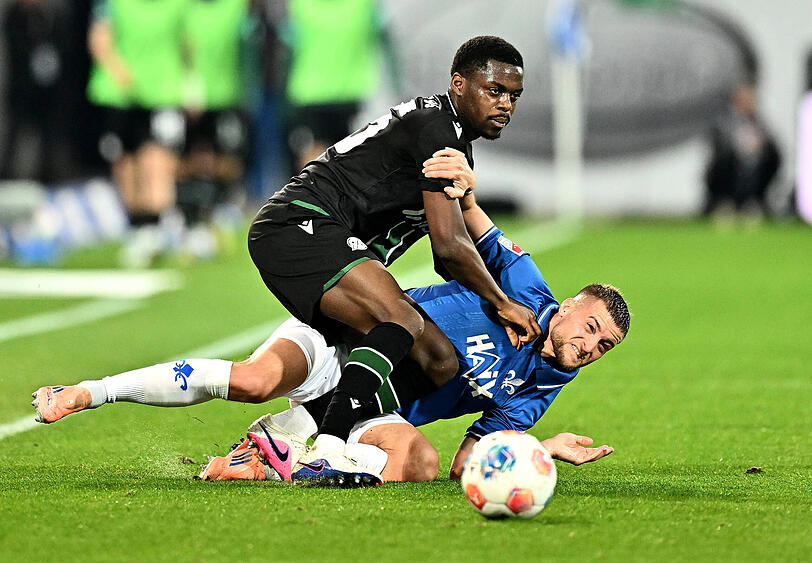 Von Hannover zur&uuml;ck zu Bayern: Noel Aseko (l.).