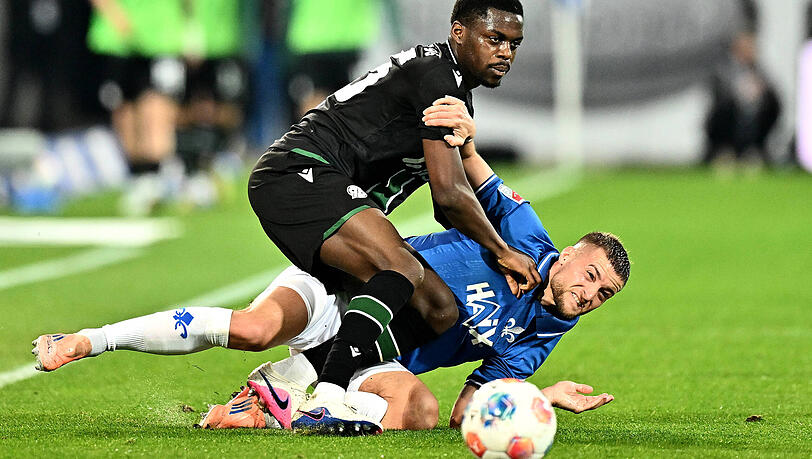 Von Hannover zur&uuml;ck zu Bayern: Noel Aseko (l.).