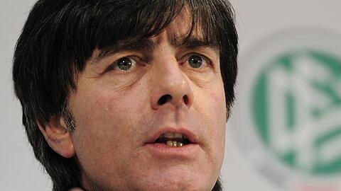 Hochzufrieden mit der "nicht einfachen Situation" - Bundestrainer Joachim Löw.