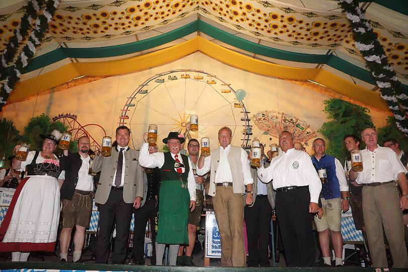 Der Festzug, der Anstich, die Gäste: So schön ist's beim Aubinger Herbstfest.