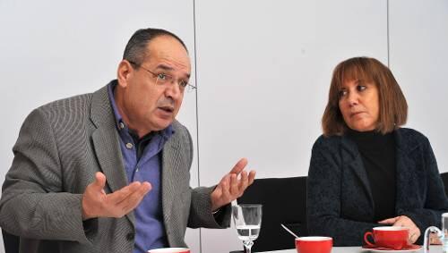 Fuad Hamdan und Judith Bernstein sind befreundet - ihre Völker befinden sich im Krieg. Fuad Hamdan und Judith Bernstein sind befreundet - ihre Völker befinden sich im Krieg.