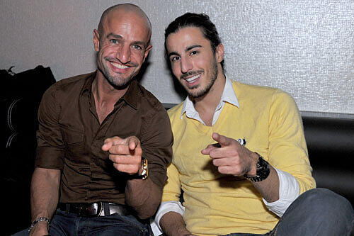 Ja wen hammer denn da? Ob sich die "Modelmacher" Amin Peyman (l.) und Mehdi Malakoti aus geschäftlichen Gründen ins P1 verirrt haben?!