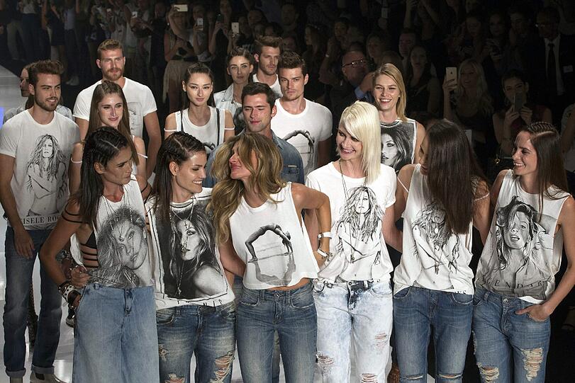 Gisele Bündchen bei der Sao Paolo Fashion Week in Brasilien. Die Bilder ihres letzten Laufstegjobs.