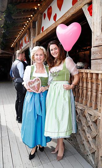 Karin Stoiber und Natalie Schmid