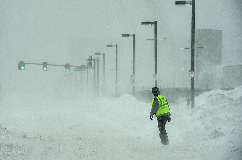 An der US-Ostküste gibt es einen heftigen Wintereinbruch, wie hier in Boston.