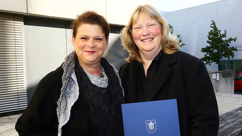 Sabine Bentrop-Riedel (l.) und Sylvia Riedel haben in Pasing geheiratet.