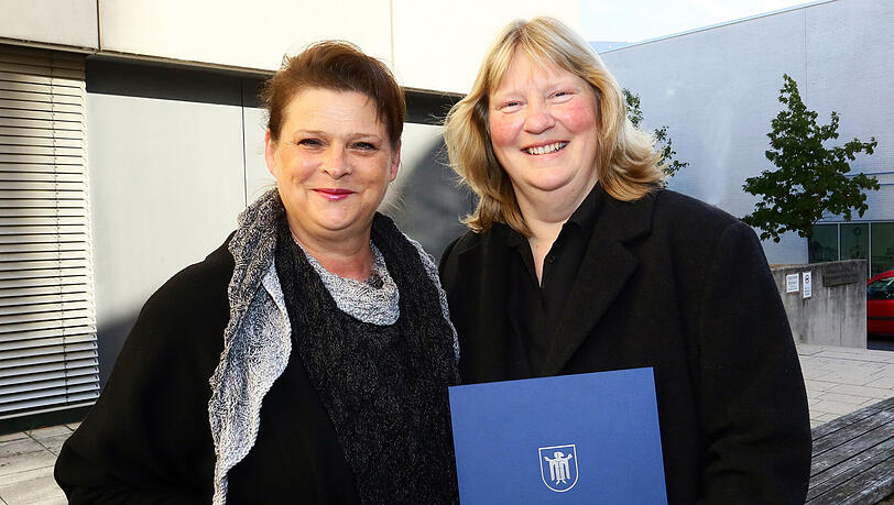 Sabine Bentrop-Riedel (l.) und Sylvia Riedel haben in Pasing geheiratet. Sabine Bentrop-Riedel (l.) und Sylvia Riedel haben in Pasing geheiratet.