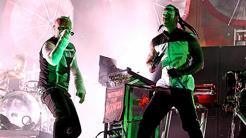 The Prodigy, hier bei einem Auftritt auf dem Incheon Pentaport Rock Festival 2015.