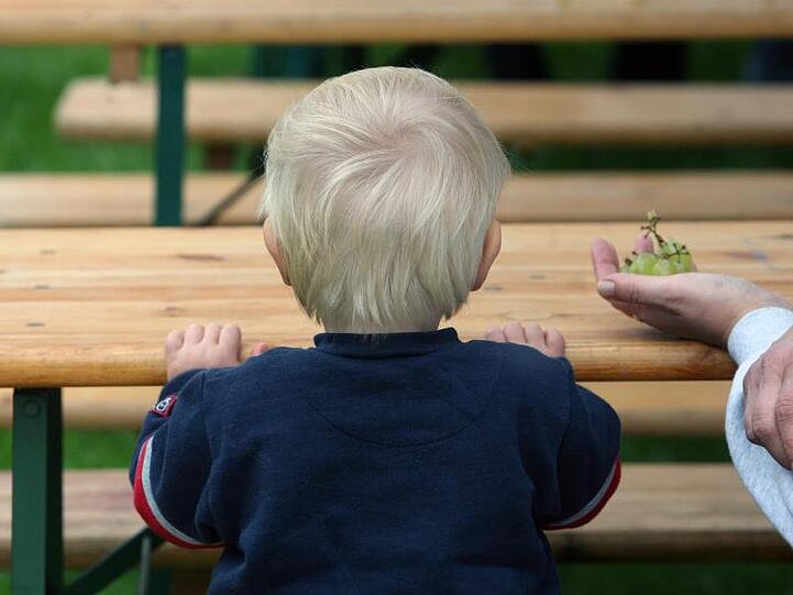 In Deutschland waren im vergangenen Jahr 1,85 Millionen von Armut bedroht. 2005 waren es noch 1,51 Millionen.
