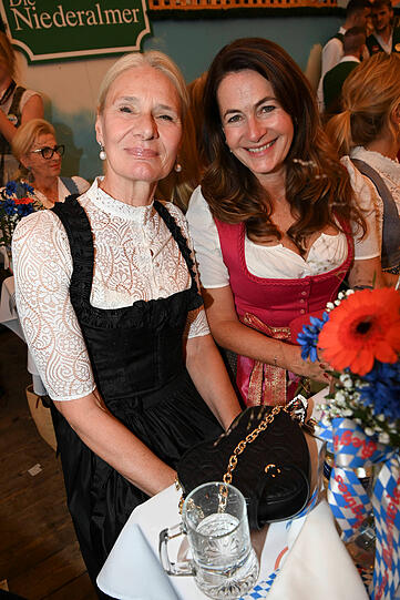 Sibylle Schön und Natalie Schmid Sibylle Schön und Natalie Schmid