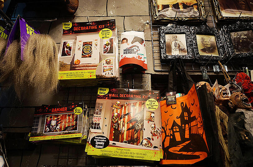 Der Halloween Gore Store bietet alles, was das Herz eines Horror-Fans begehrt.