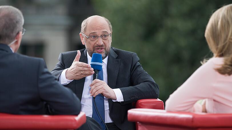 Der SPD-Vorsitzende und Kanzlerkandidat Martin Schulz ist zu Gast in der ARD-Sendung "Bericht aus Berlin".