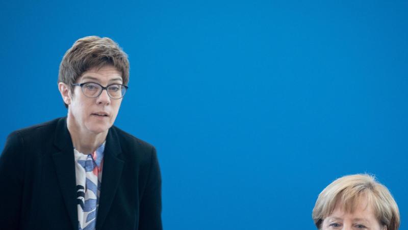 Bundeskanzlerin auf Abruf? Angela Merkel und CDU-Chefin Annegret Kramp-Karrenbauer. Bundeskanzlerin auf Abruf? Angela Merkel und CDU-Chefin Annegret Kramp-Karrenbauer.