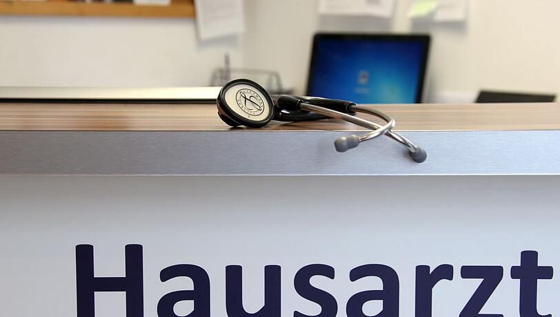 Der Haus&auml;rztinnen- und Haus&auml;rzteverband plant eine Protestkampagne. (Archivbild)