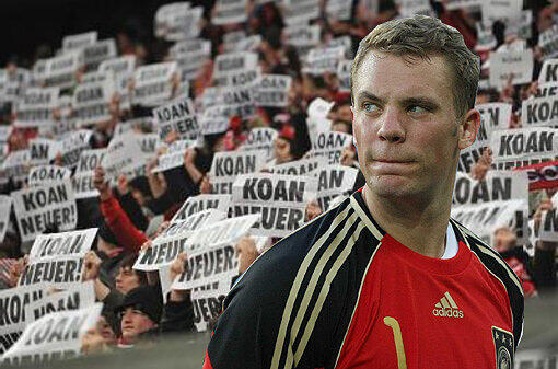 Die Verpflichtung von Ex-Schalker Manuel Neuer beim FC Bayern hatte bei einigen Fans für Aufruhr gesorgt: Mit einer spektakulären Plakataktion hatten sie im Frühjahr &bdquo;Koan Neuer&ldquo; gefordert.