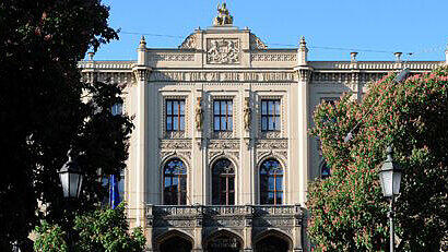 Das Museum Fünf Kontinente, früher Völkerkundemuseum.