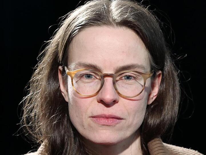 Kenah Cusanit ist mit ihrem Debütroman "Babel" für den Preis der Leipziger Buchmesse nominiert.