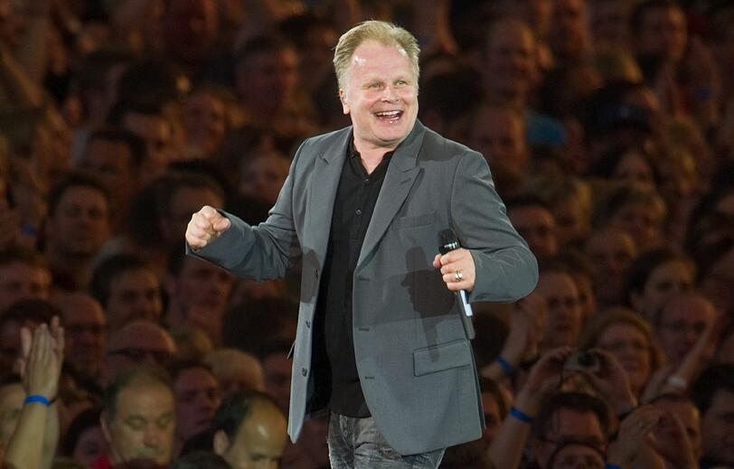 "Schiffsverkehr" zwischen Rostock, Leipzig und München: Herbert Grönemeyer ist wieder auf Tour. Sehen Sie hier die besten Bilder.