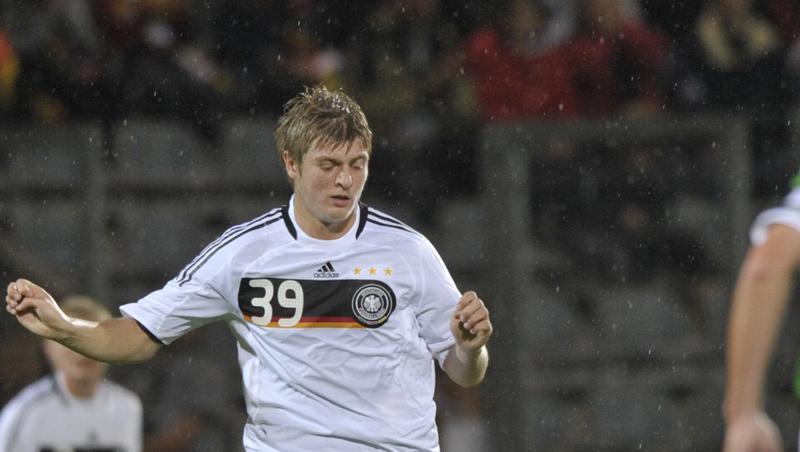 Im Mittelfeld sind Toni Kroos...
