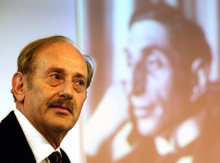 Die Flechtheim-Erben suchen nach weiteren Werken aus dem einstigen Besitz des Galeristen. (Archivbild) Die Flechtheim-Erben suchen nach weiteren Werken aus dem einstigen Besitz des Galeristen. (Archivbild)