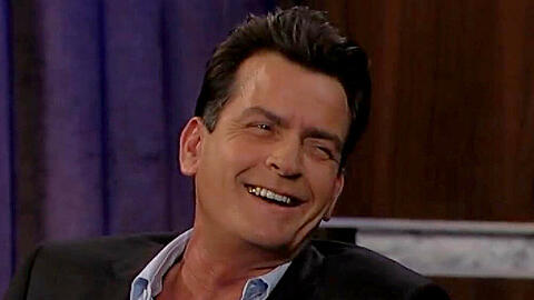 Lustig ist es mit Charlie Sheen immer, fast immer. Mehr Fotos des ehemaligen "Two and a Half Men"-Stars in der Bilderstrecke.