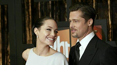 Angelina Jolie und Brad Pitt bei einer Preisverleihung im Jahr 2009