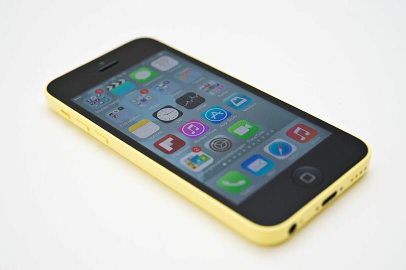 Das neue iPhone 5s - die Farbe Gold ist besonders beliebt bei den Kunden.