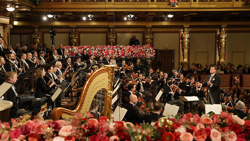 Christian Thielemann und die Wiener Philharmoniker im Goldenen Saal des Wiener Musikvereins.