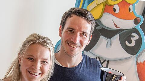 Felix Neureuther, ehemaliger deutscher Skirennläufer, und seine Frau Miriam.