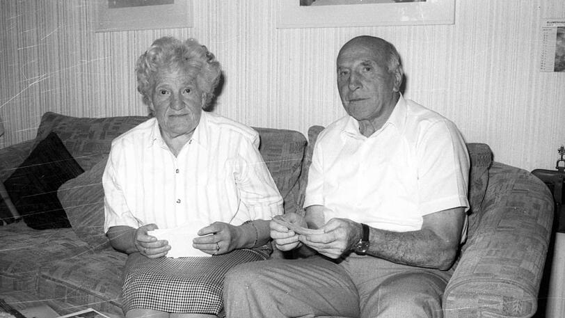 "Uli und ich hatten eine wunderschöne Jugend", sagt Dieter Hoeneß über die Eltern &ndash; Paula und Erwin Hoeneß.