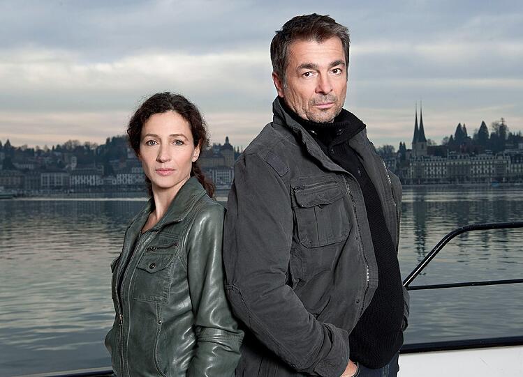 LUZERN: Auch in der braven Schweiz gibt's jede Mange zu tun - seit 2011 sind Reto Flückiger (Stefan Gubser) und Liz Ritschard (Delia Mayer) den Verbrechern auf den Fersen.
