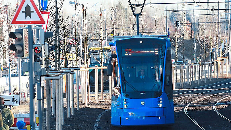 Seit Dezember fährt die Tram 25 bis nach Steinhausen &ndash; das freut allerdings nicht alle Anwohner.