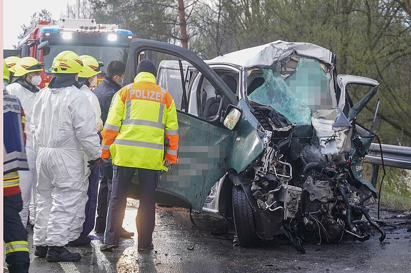Die Rettungskräfte waren mit einem Großaufgebot vor Ort.