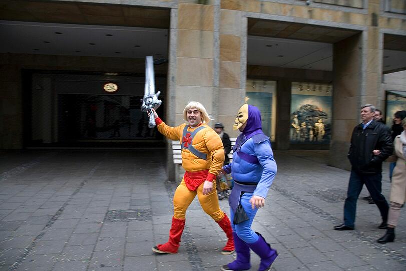 Buntes Treiben am Faschingssonntag in der Innenstadt