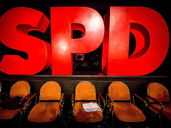 Die Europawahl war für die SPD ein Desaster. Auch danach ging es in Umfragen weiter bergab.