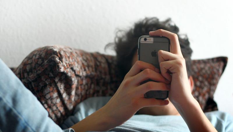 Die meisten Kinder und Jugendlichen interessieren sich einer Umfrage zufolge kaum für Nachrichten. Die meisten Kinder und Jugendlichen interessieren sich einer Umfrage zufolge kaum für Nachrichten.