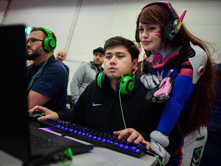 Die Gamevention versteht sich als Treffpunkt für die Gaming-Community und als eSport-Festival.
